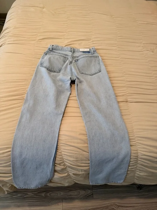 Re/Done High-Rise Light Wash Jeans - Picture 4 of 4